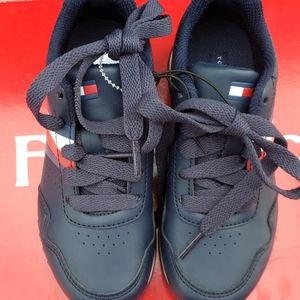 Tommy Hilfiger kids sniker